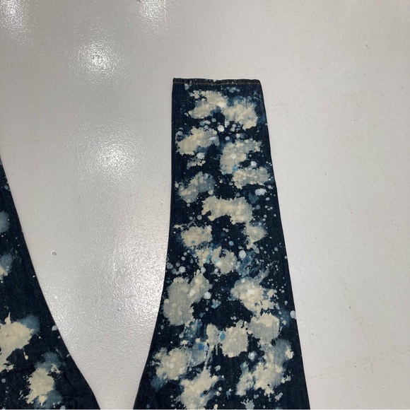 Men's Blue and White Jeans - Picture 16 of 16